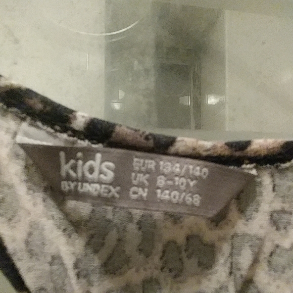 Kids Leopard pattern top - Picture 5 of 5
